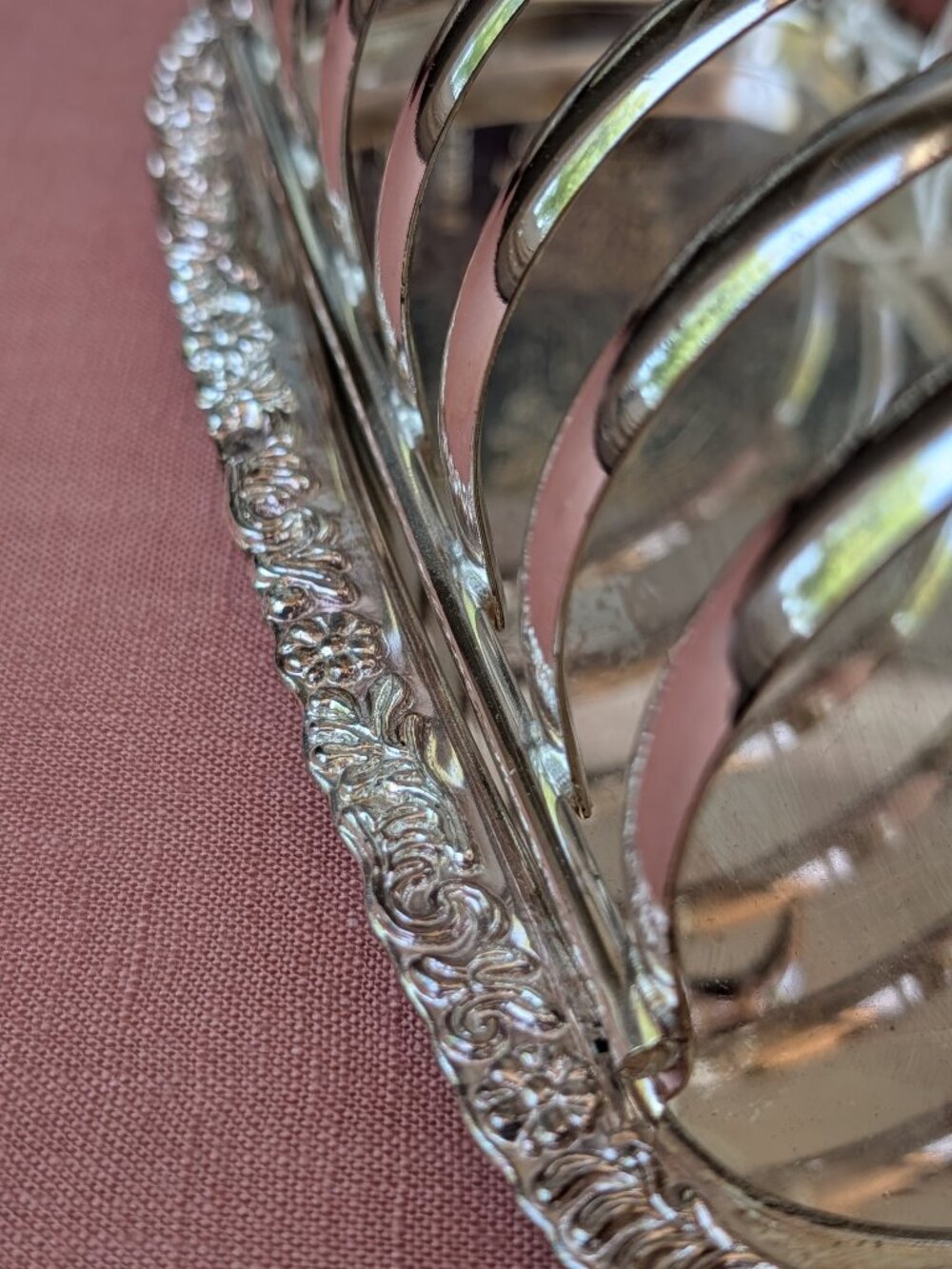 Vintage Silverplate Toast Holder Caddy | 8.5" Shiny English Kitchen Decor - Picture 4 of 10